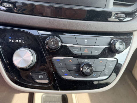 2017 Chrysler Pacifica Touring