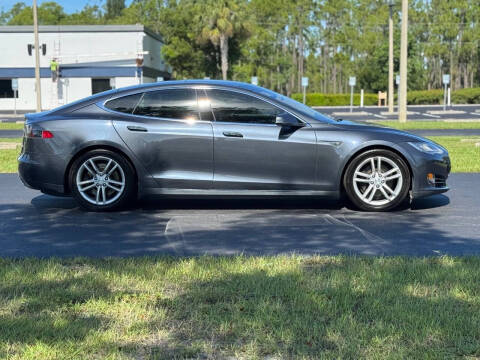 2015 Tesla Model S 85D