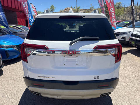 2023 GMC Acadia SLT