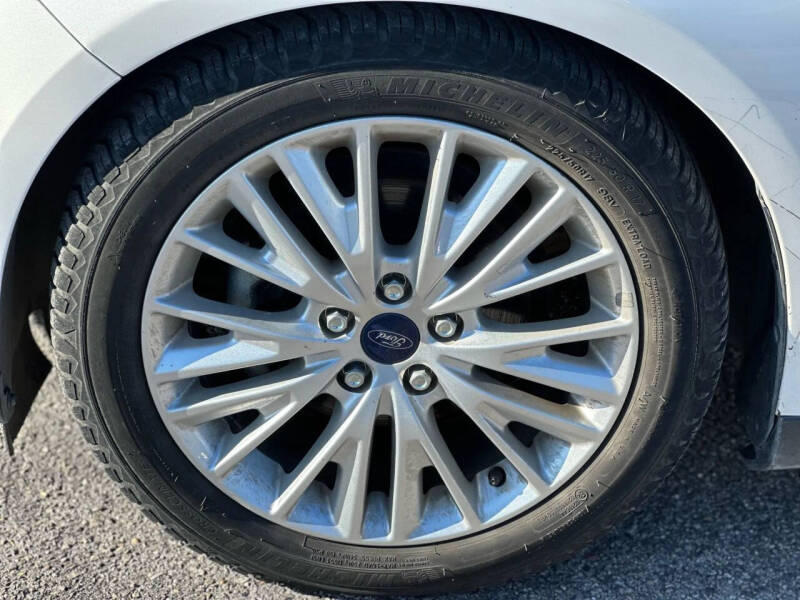 2017 Ford Focus Titanium