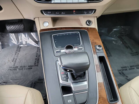 2018 Audi Q5 2.0T quattro Premium Plus