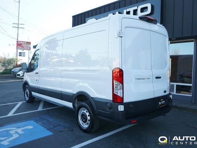 2024 Ford Transit 250
