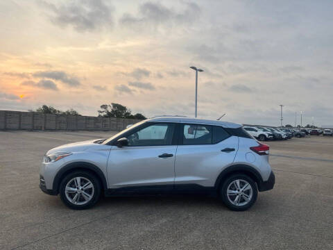 2020 Nissan Kicks S