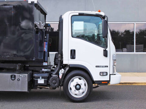 2024 Isuzu NPR-HD