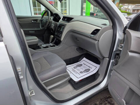2013 Chevrolet Traverse LS
