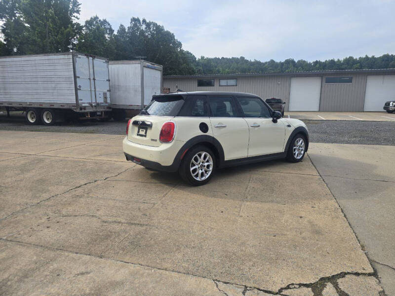 2017 MINI Hardtop 4 Door Cooper
