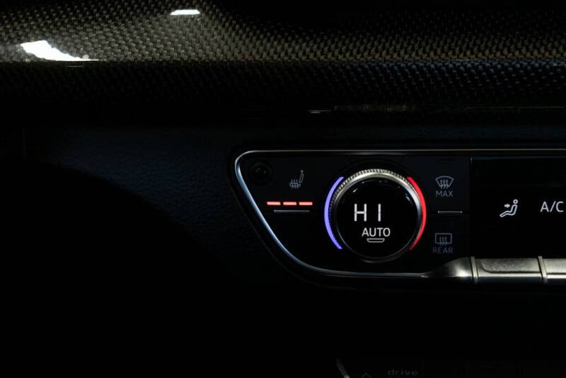 2020 Audi SQ5 3.0T quattro Premium Plus