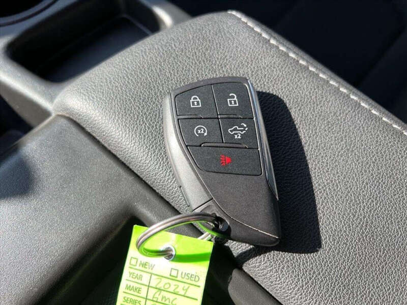 2024 GMC Sierra 1500