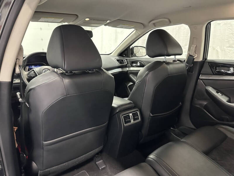 2017 Nissan Maxima 3.5 SR