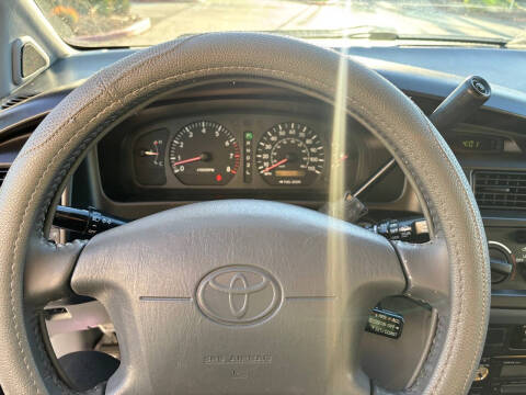 1998 Toyota Sienna XLE