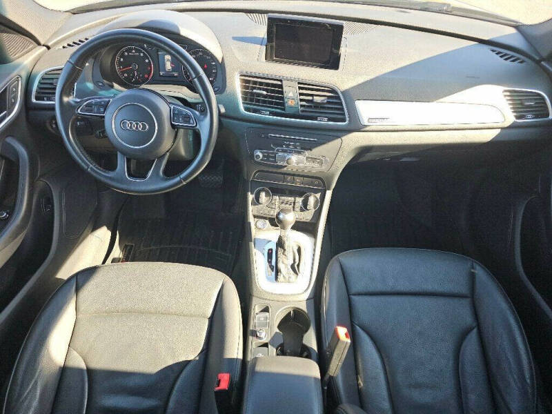 2017 Audi Q3 2.0T quattro Premium