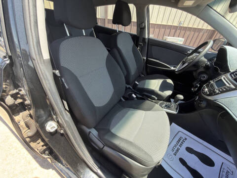 2012 Hyundai Accent GS