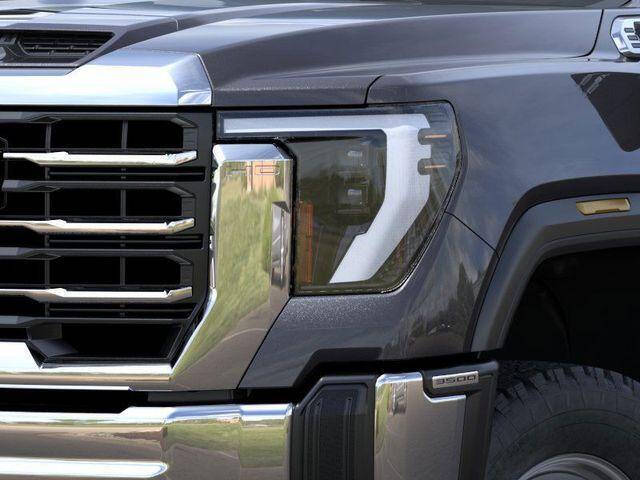 2025 GMC Sierra 3500HD CC Pro