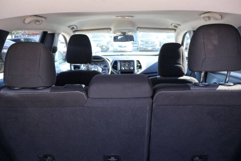 2018 Jeep Cherokee Latitude