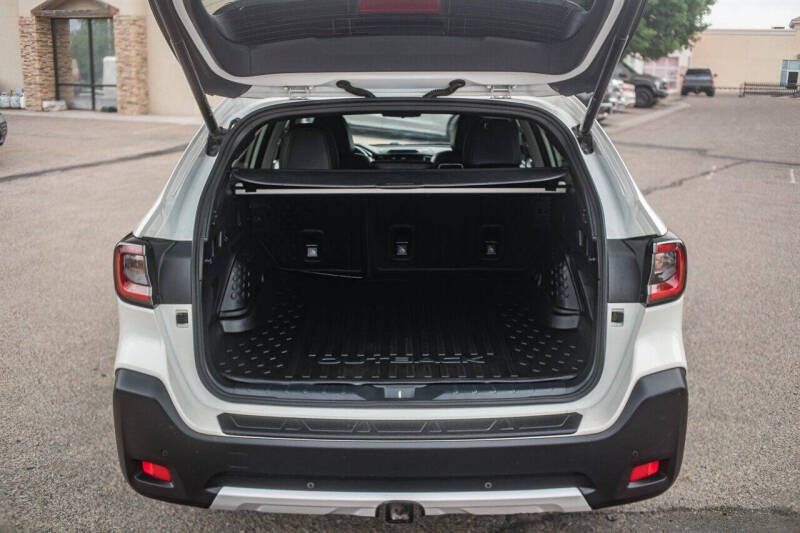 2023 Subaru Outback Touring XT