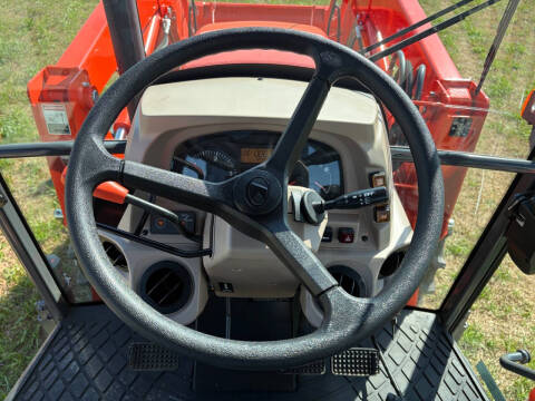 2025 Kubota M7060D