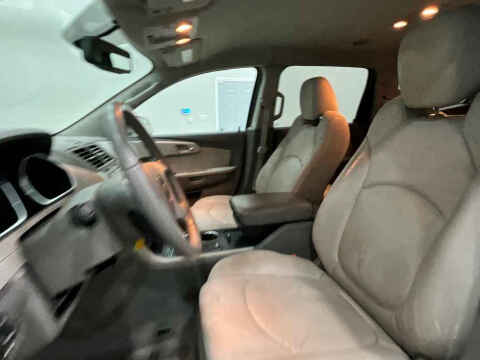 2011 Chevrolet Traverse LT