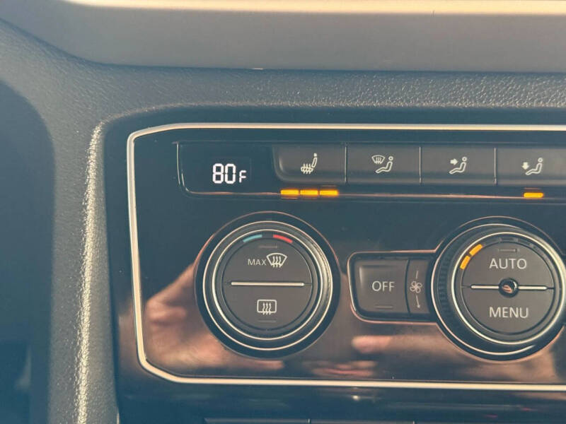 2023 Volkswagen Atlas Cross Sport V6 SE 4Motion