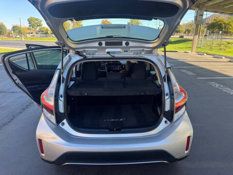 2019 Toyota Prius c L