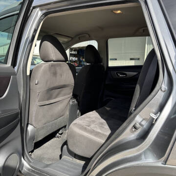 2015 Nissan Rogue SV