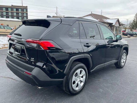 2021 Toyota RAV4 LE