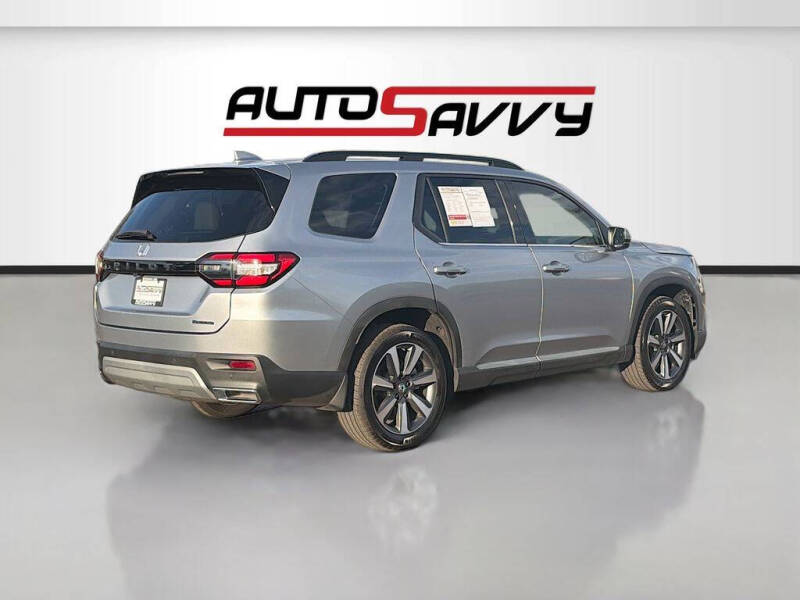 2024 Honda Pilot Touring