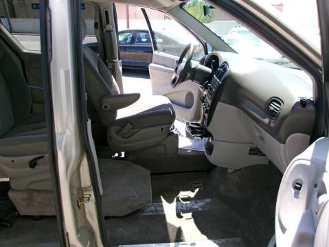 2006 Dodge Grand Caravan SE