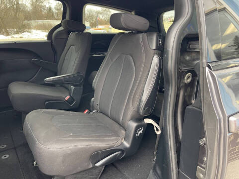 2020 Chrysler Pacifica Touring