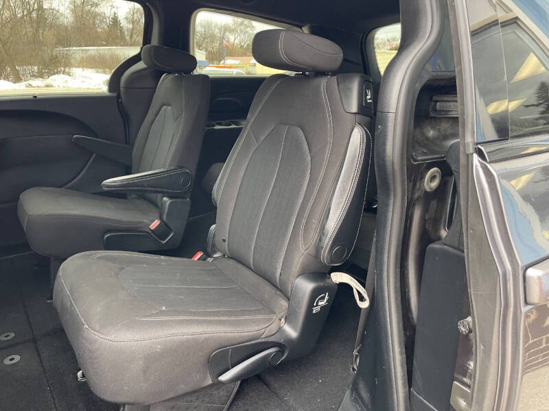 2020 Chrysler Pacifica Touring