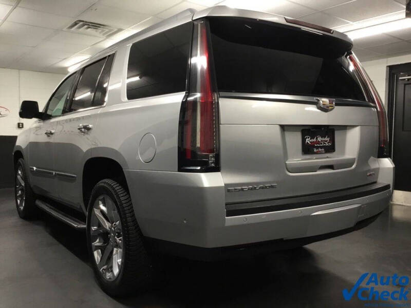 2017 Cadillac Escalade Luxury