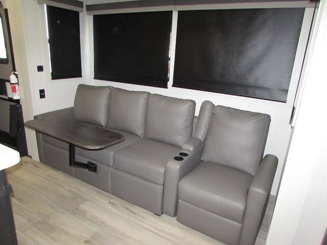 2025 KEYSTONE A 378BH