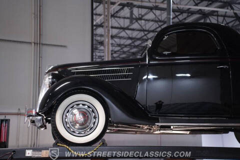 1936 Ford Deluxe