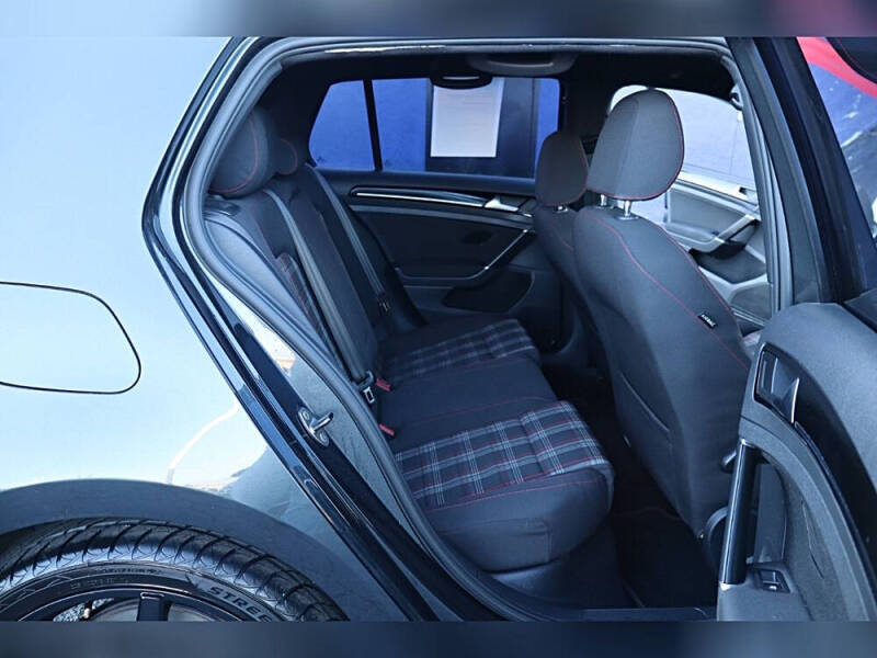 2017 Volkswagen Golf GTI Autobahn