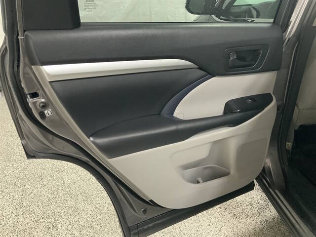 2018 Toyota Highlander LE