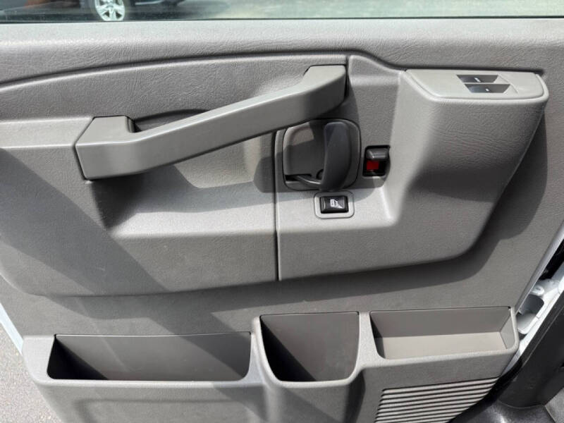 2018 Chevrolet Express 2500