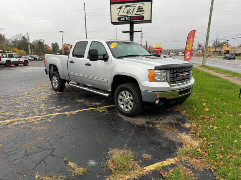 2012 GMC Sierra 2500HD for sale at L&T Auto Sales in Three Rivers MI