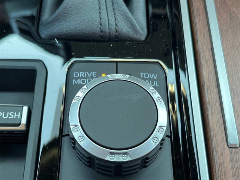 2025 Toyota Tundra 1794 Edition HV