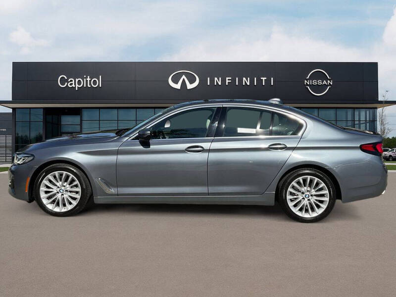 2022 BMW 5 Series 530i