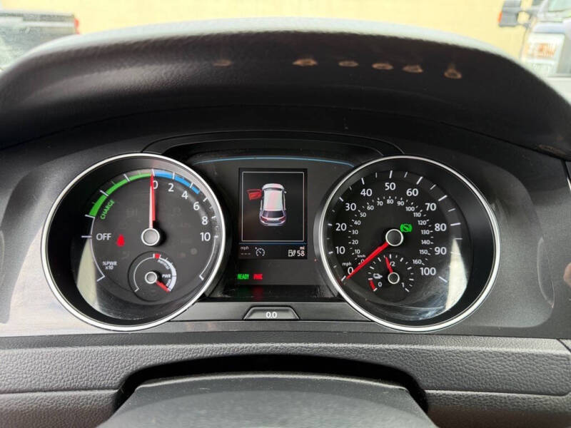 2019 Volkswagen e-Golf SE