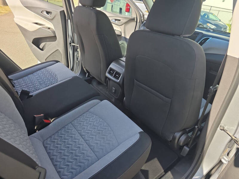 2023 Chevrolet Equinox LS