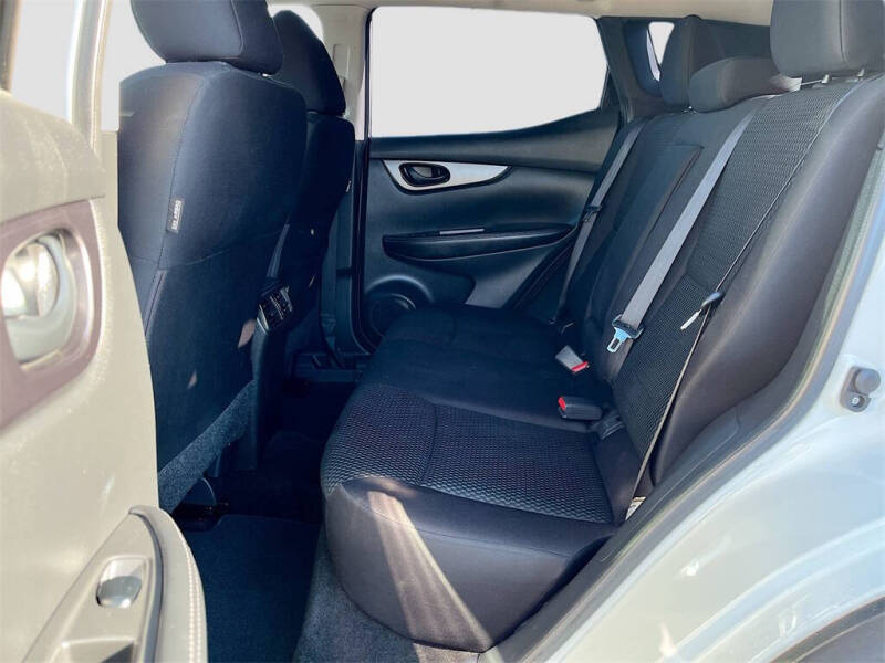 2017 Nissan Rogue Sport S