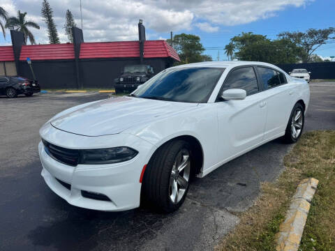 2015 Dodge Charger for sale at Kars2Go in Davie FL