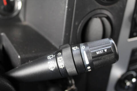 2008 Jeep Commander Sport