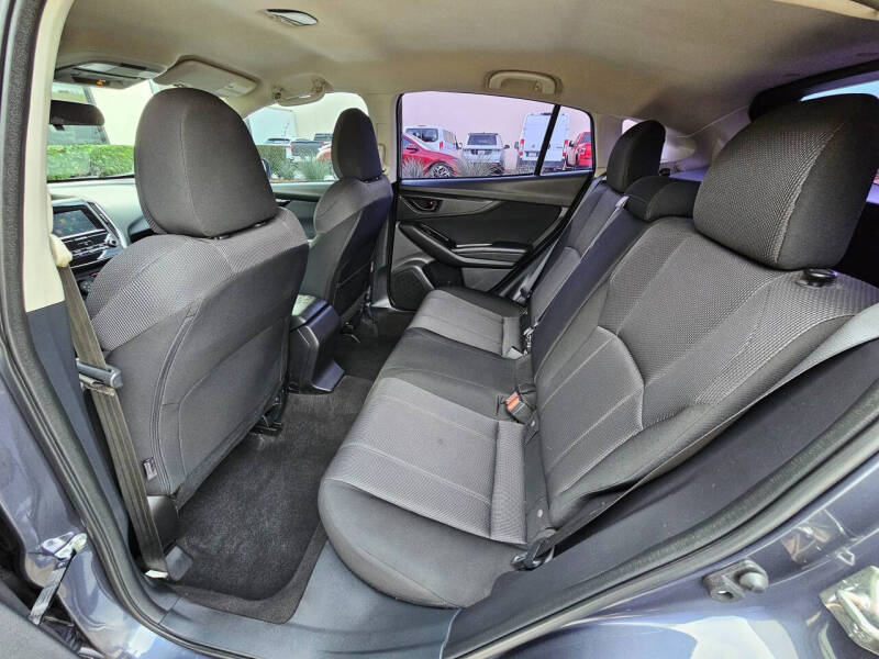 2017 Subaru Impreza 2.0i