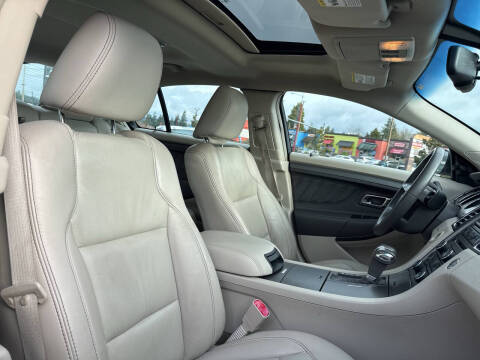 2010 Ford Taurus SEL