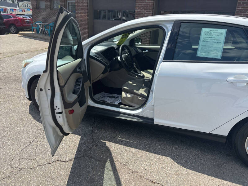 2014 Ford Focus SE