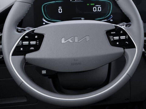 2025 Kia Niro SX
