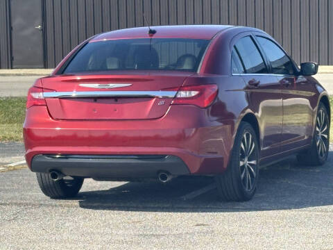 2013 Chrysler 200 Limited