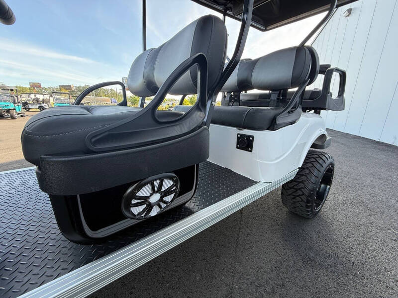 2026 Navitas FOX