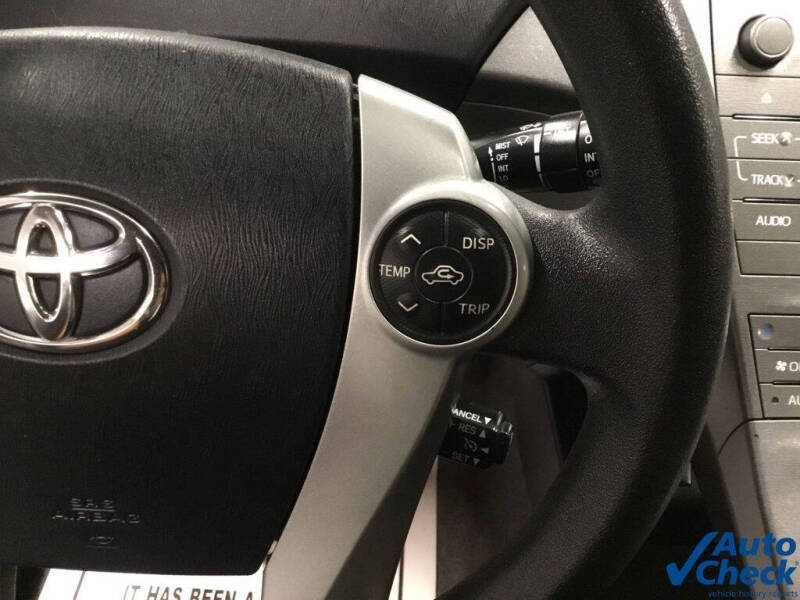 2015 Toyota Prius Three